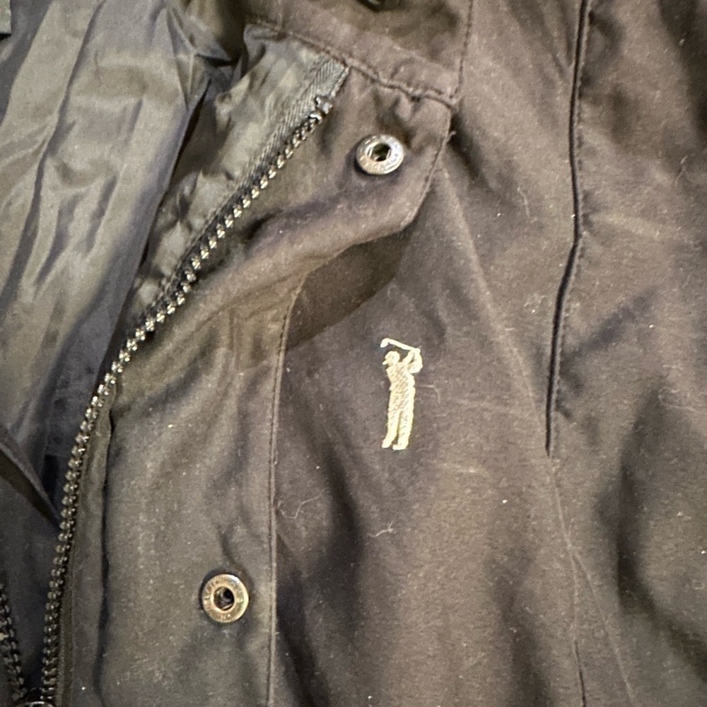 Austin Golf brand, black and white golf jacket. - Picture 2 of 3